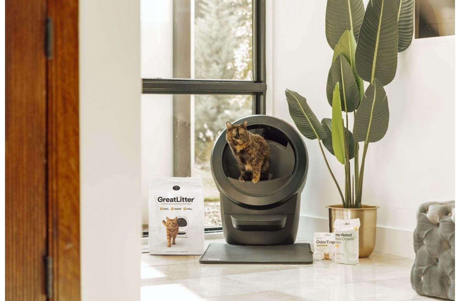 128-litter-robot-4-starter-bundle-6.jpg Litter-Robot® 4 Starter Bundle
